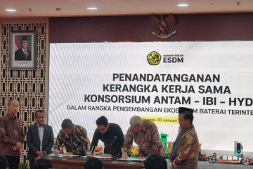 ANTAM Bersama IDI dan HYD Teken Kerja Sama Bangun Proyek Ekosistem Baterai Listrik Senilai US$6 Miliar