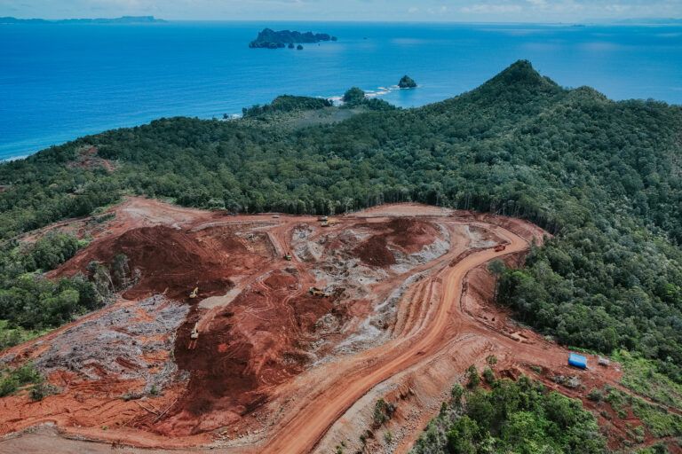 Operasi Tambang PT Gag Nikel di Raja Ampat “Aman”, Pemerintah Hanya Jatuhi Sanksi Denda