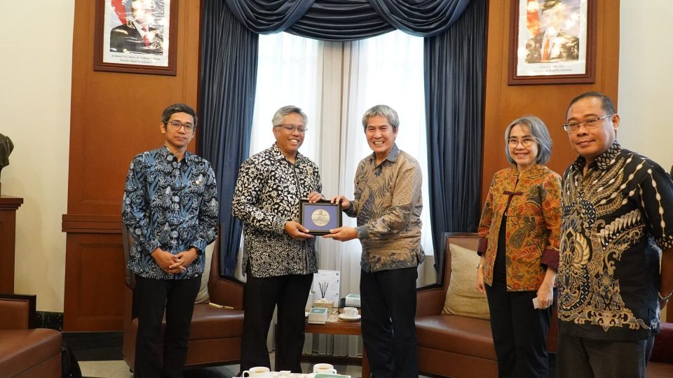 ITPLN dan ITB Bersinergi, Perkuat Kualitas Dosen, Lulusan dan Riset Ketenagalistrikan serta Transisi Energi