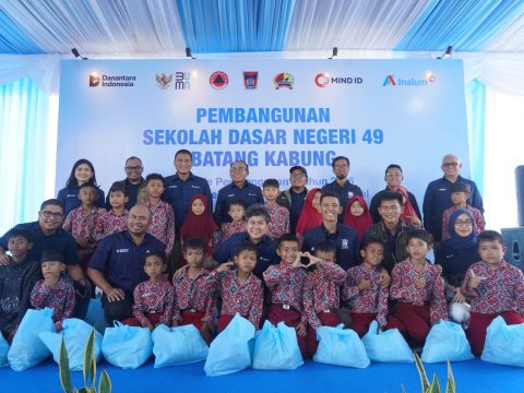 Inalum Perkuat Kontribusi Sosial, Dukung Pemulihan Pendidikan dan Kesehatan di Padang