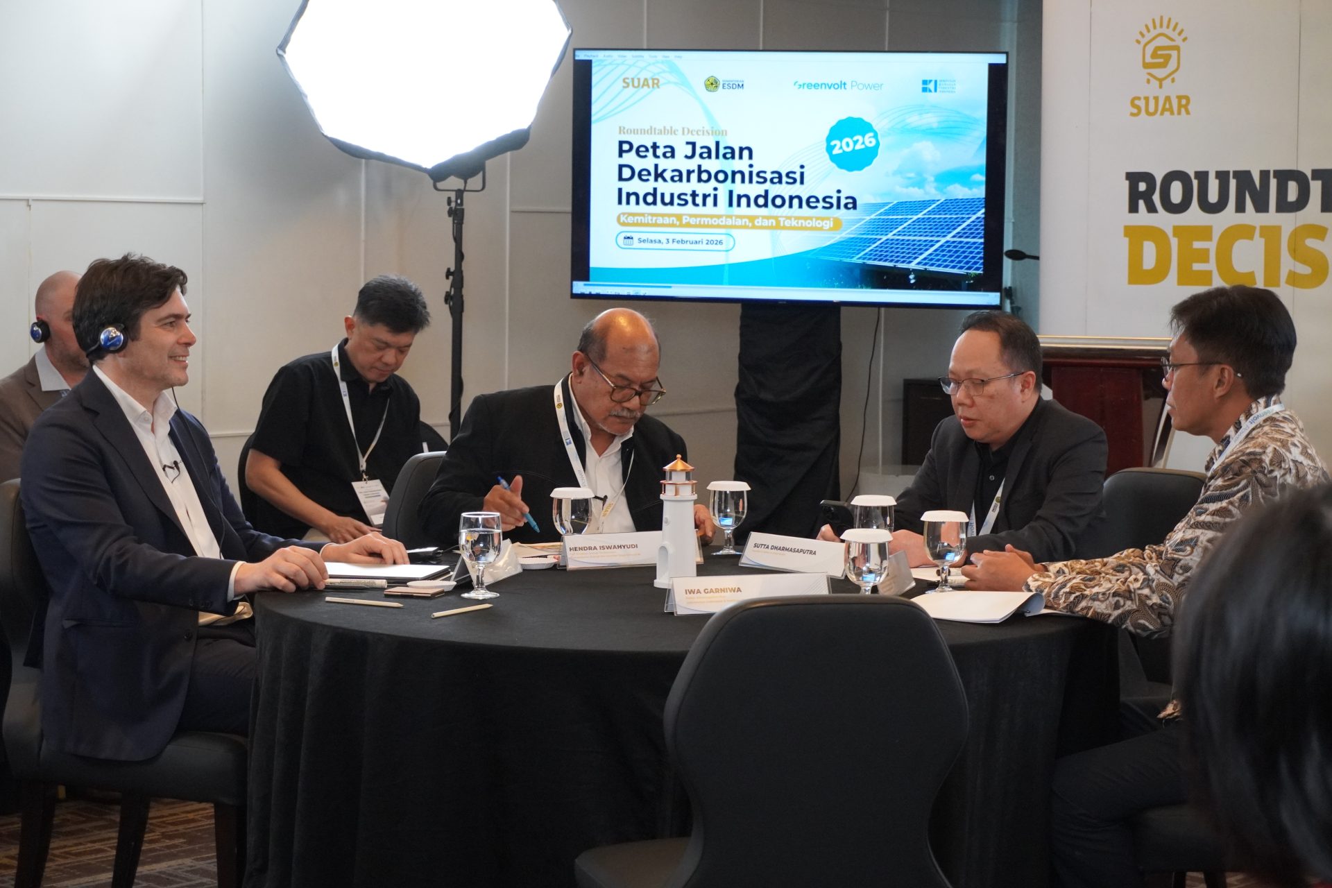 Pemerintah, Pelaku Industri, dan Greenvolt Power Indonesia Soroti Urgensi Percepatan Pemanfaatan Tenaga Surya untuk Kejar Target NZE 2060