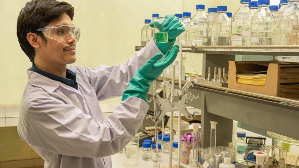 Anggaran Riset Rp12 Triliun, Kemendiktisaintek Gandeng MIND ID Dukung Hilirisasi dan Swasembada Energi