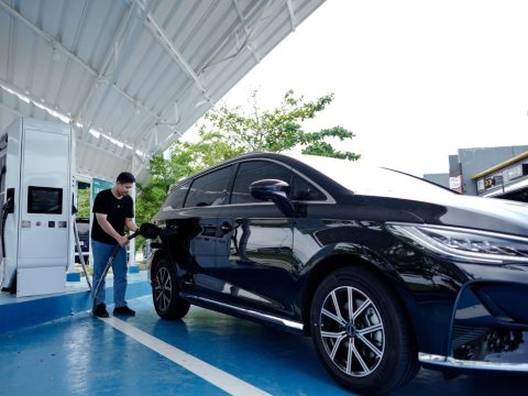 Ini Perbedaan Tipe EV Charger, Sesuaikan dengan Kapasitas Baterai Kendaraan Anda!