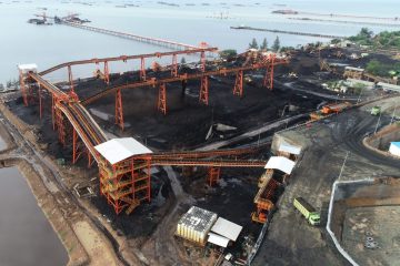 PLN Salurkan 23.040 Unit REC ke PT Borneo Indobara