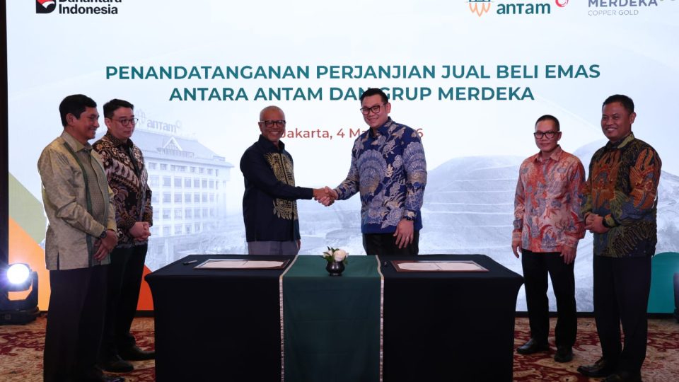 ANTAM Dapat Kepastian Pasokan Emas 6 Ton per Tahun dari Merdeka Group