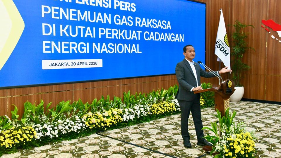 Bahlil Minta ENI Mulai Produksikan Gas dari Blok Ganal Pada 2028