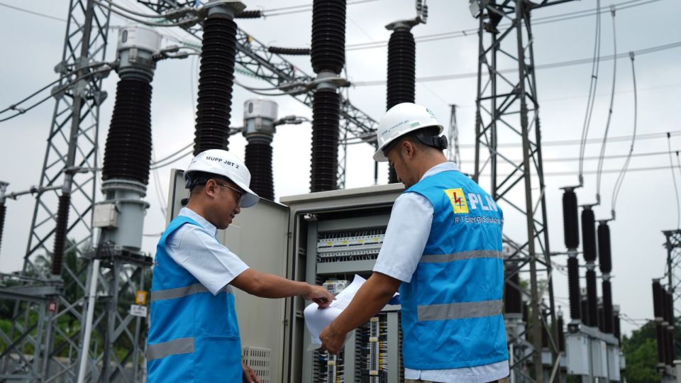 PLN Suplai Listrik 250 MVA ke Indah Kiat Pulp & Paper