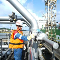 Pertamina Patra Niaga Penuhi Kebutuhan SAF Pelanggan melalui Kilang Cilacap