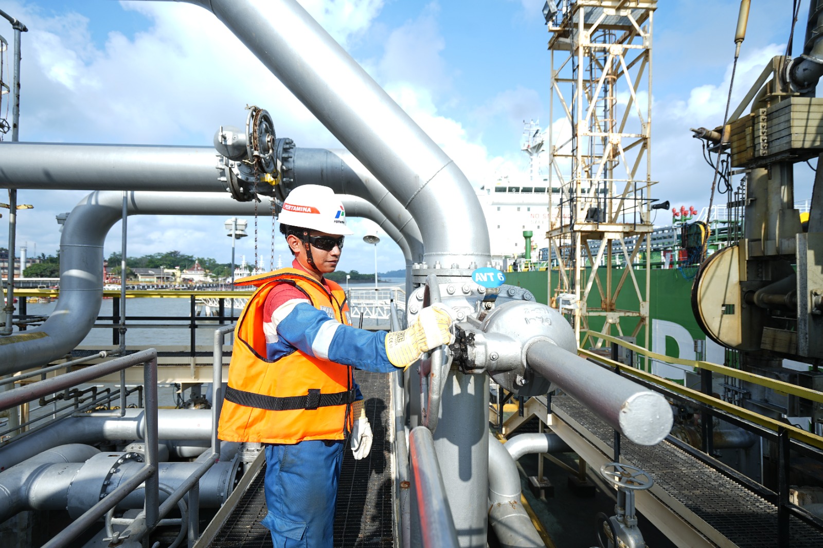 Pertamina Patra Niaga Penuhi Kebutuhan SAF Pelanggan melalui Kilang Cilacap