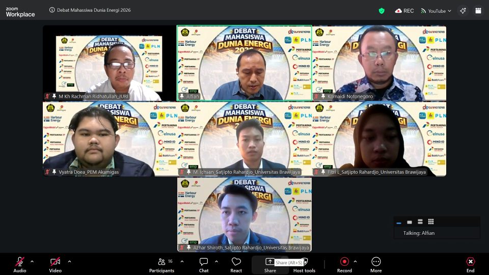 Empat Tim Melenggang ke Babak Empat Besar Lomba Debat Mahasiswa Dunia Energi 2026