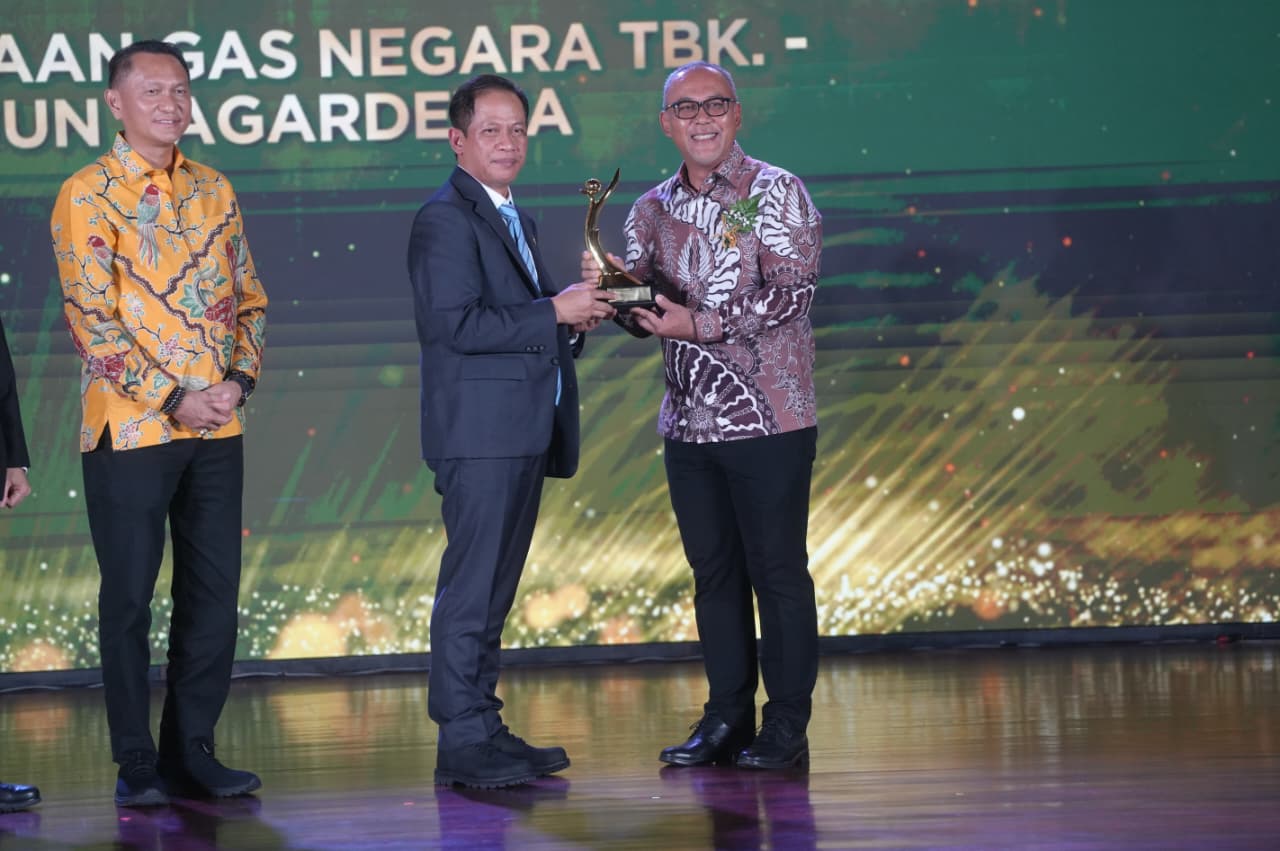 PGN Group Sabet Empat PROPER EMAS