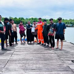 PHM Evakuasi Tujuh Nelayan Terombang-ambing Dua Hari di Selat Makassar