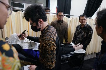 PLN Salurkan Alat Deteksi Dini Risiko Kehamilan Demi Tekan Angka Kematian Ibu di Garut