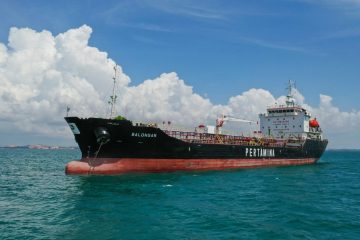 Peran Vital MT Balongan Suplai BBM ke Pelosok Indonesia