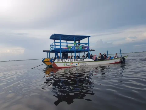 Menghidupkan Geliat Ekonomi Pesisir Mahakam