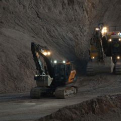 Tambah Cadangan, EMAS Mulai Bor 3 Kilometer ke Bawah Tanah