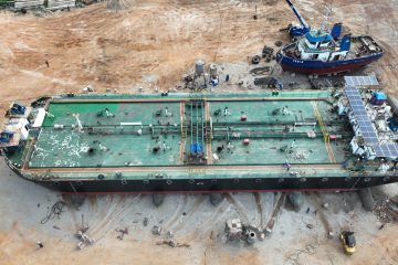 Pertamina NRE Dorong Dedieselisasi Maritim  Lewat PLTS di Kapal Angkut Minyak