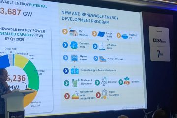 Syarat PLTS Topang Transisi Energi Bangun Industri BESS
