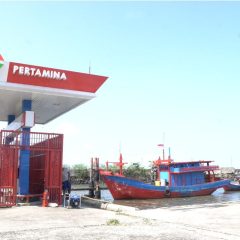 Harga Solar untuk Kapal Nelayan 30-200 GT Ditetapkan Sebesar Rp15.000 per Liter