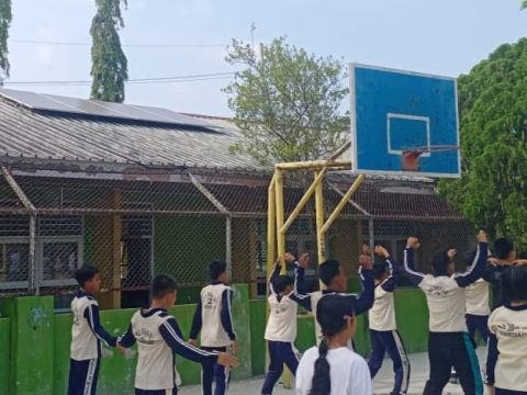 PLTS Pertamina NRE Dukung Pembelajaran 768 Siswa SMPN 2 Mandau Bengkalis