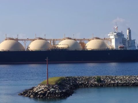 DSLNG Targetkan Ada Gambaran Kelanjutan Kontrak Jual Beli LNG pada Desember 2026