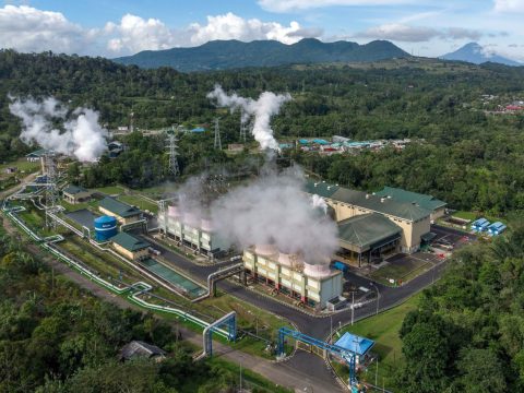 PLN Dukung Pengembangan Panas Bumi Indonesia
