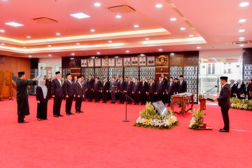Bahlil Lantik Pejabat Pimpinan Tinggi Kementerian ESDM, Ada Kepala LEMIGAS, Badan Geologi dan BPMA