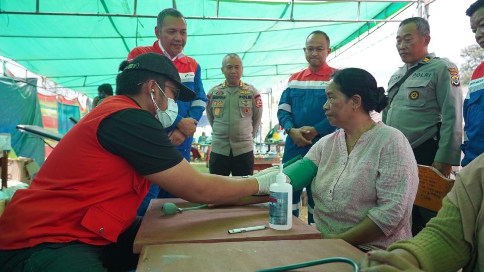 Pertamina Buka Posko Kesehatan Gratis untuk Pengungsi di Reo