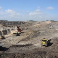 Haji Isam Borong Saham Bayan Resources, Ini Kata Manajemen