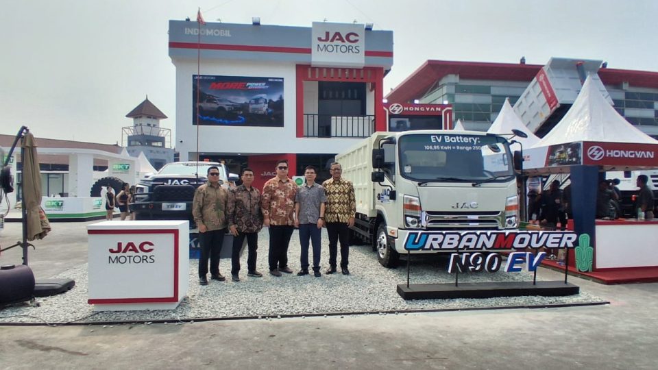 JAC Motors Bawa Solusi EV untuk Kurangi Emisi Tambang