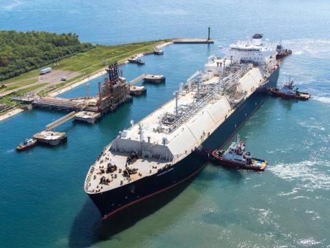 Terminal LNG Arun Jadi Pusat Bisnis Gassing Up and Cooling Down Bagi Kapal LNG di Asia