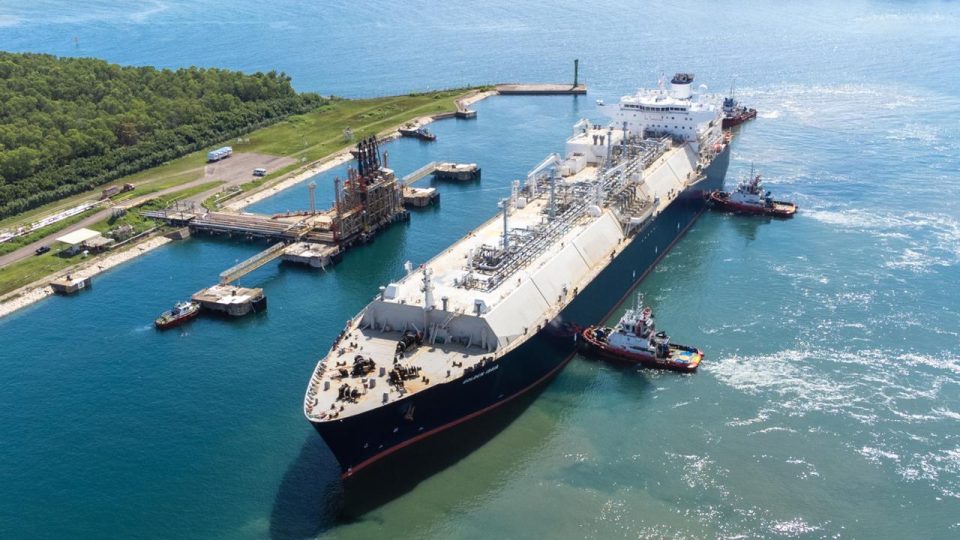 Terminal LNG Arun Jadi Pusat Bisnis Gassing Up and Cooling Down Bagi Kapal LNG di Asia