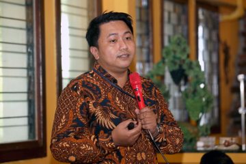 Percepatan PLTS 100 GW Dorong Pertumbuhan Ekonomi 8%