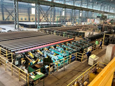 Hilirisasi On Track, RI Punya Pabrik Pipa Seamless Pertama