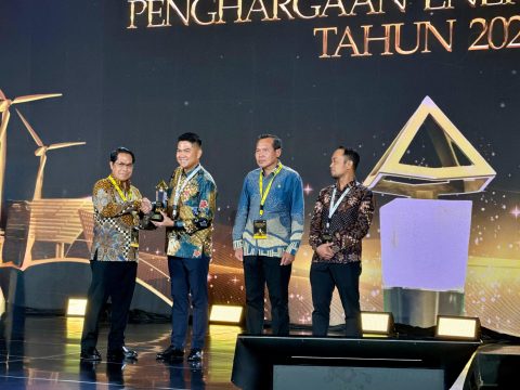 DSLNG Sabet Subroto Award 2026 Atas Inovasi Teknologi Penurunan Emisi Pemanfaatan Gas Suar