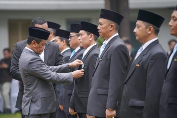 Keren! 3 Perwira Pertamina Dianugerahi Satyalancana Pembangunan dan Wira Karya