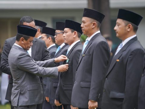 Keren! 3 Perwira Pertamina Dianugerahi Satyalancana Pembangunan dan Wira Karya
