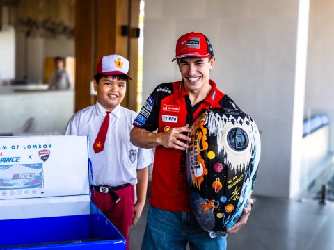 Tak Hanya Pelumas, Shell Advance Gandeng Marquez Tularkan Semangat Balap ke Generasi Muda Lombok