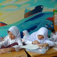 PIS Siapkan Generasi Penjaga Laut SDN Tanjung Sekong