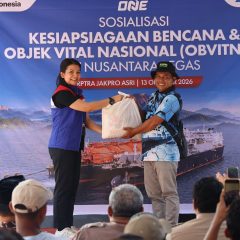 NR Bangun Kesadaran Keselamatan Nelayan di Sekitar FSRU Nusantara Regas Satu