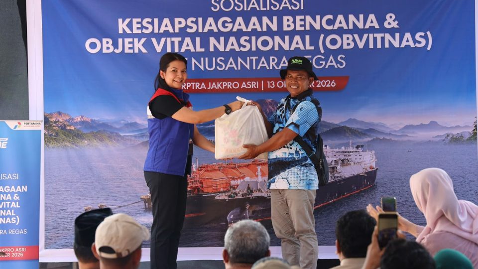 NR Bangun Kesadaran Keselamatan Nelayan di Sekitar FSRU Nusantara Regas Satu